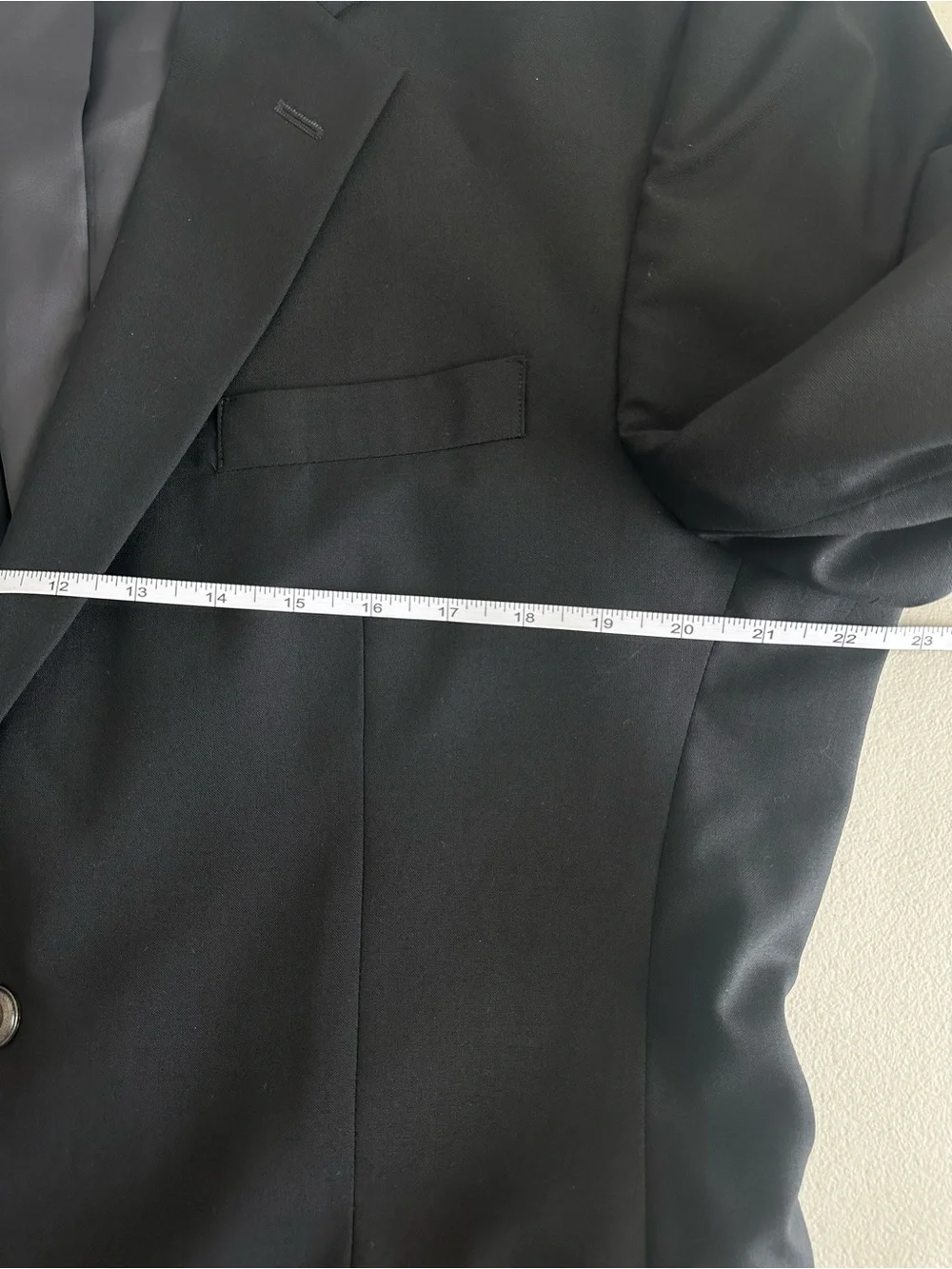 Jos. A. Bank Black 100% Wool Suit Jacket 43R 2-Button Notch Lapel Single Vent